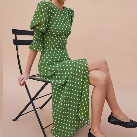 NWT Reformation Carolina Dress in Edamame - Picture 2 of 12
